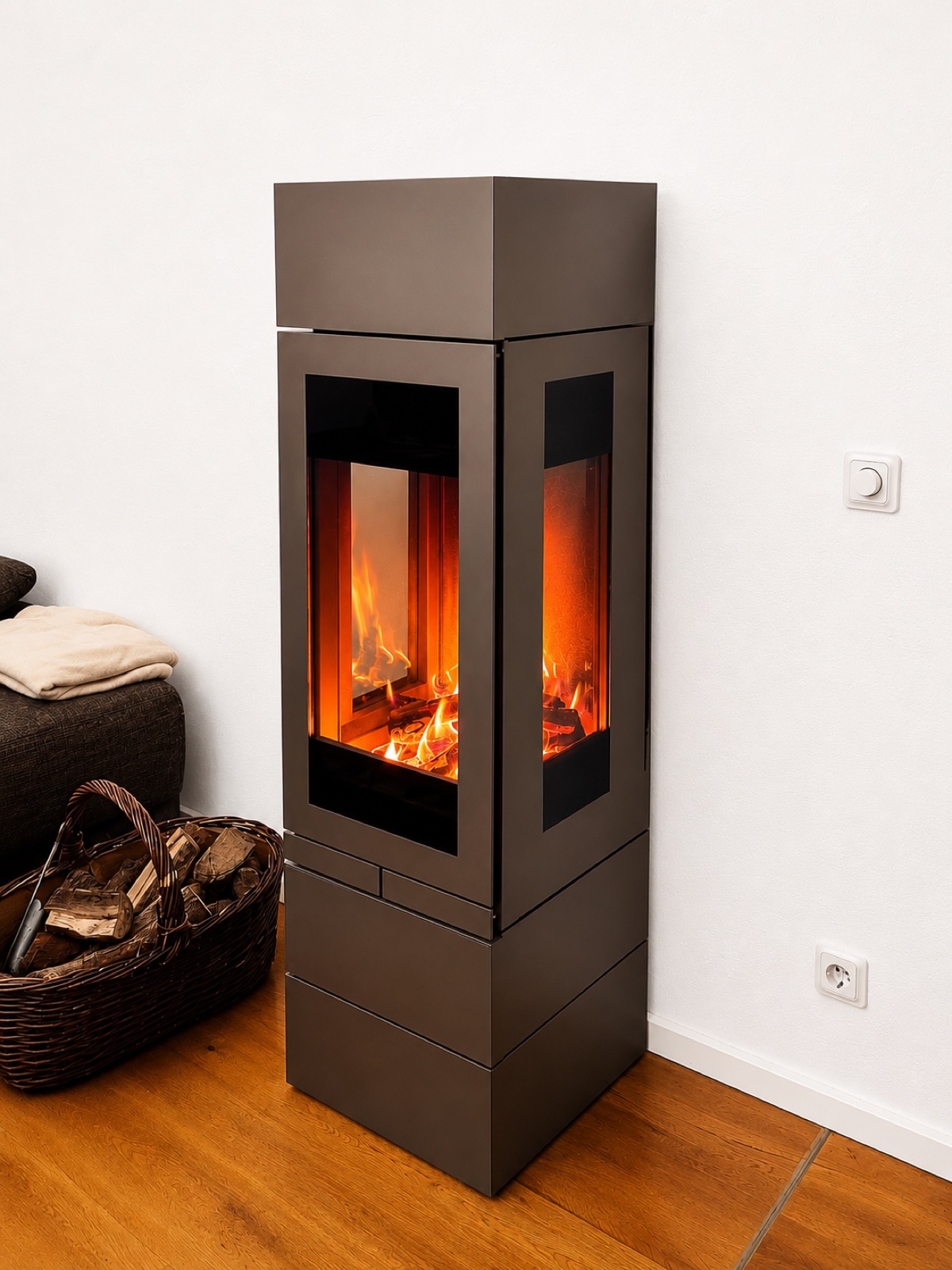 Kaminzeit Referenzkamin 04 – Modern, Freistehend